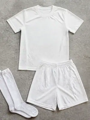 White Away Kit football wallpaper, 3840 by 2160 pixels (AI-generated image)