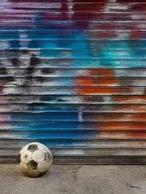 Painted Shutter football wallpaper, 3840 by 2160 pixels (AI-generated image)