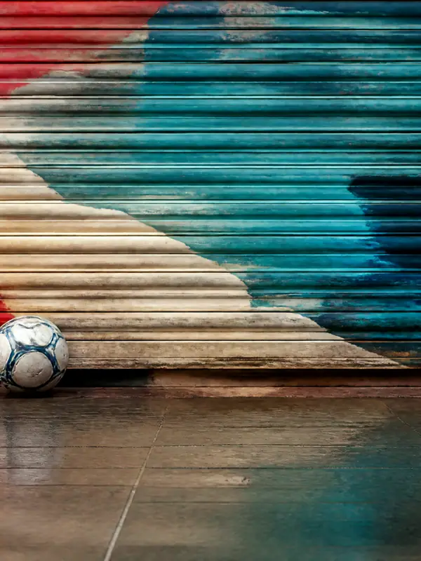 Shutter and Ball, 3840 by 2160 pixels (AI-generated image)